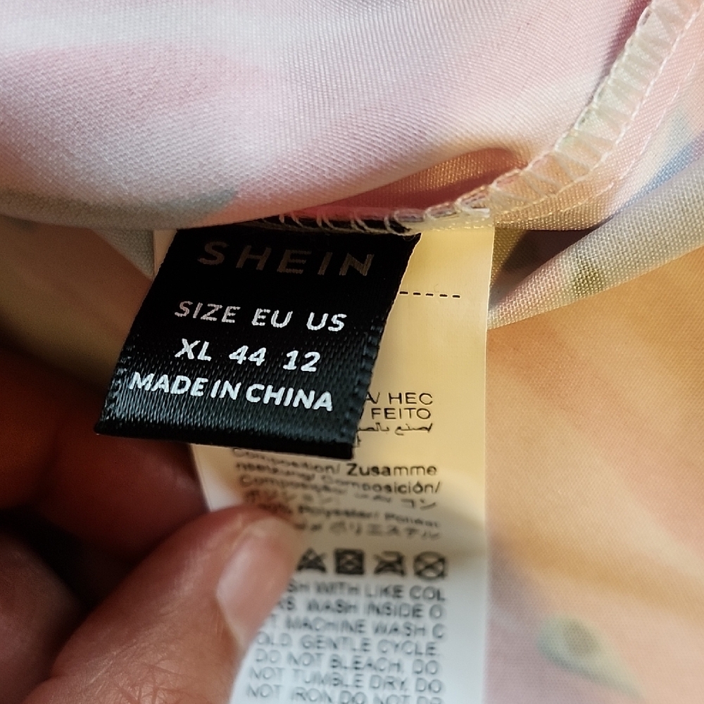 4/$20 SHEIN Vibrant Floral V-Neck Blouse - Pink and Blue - Picture 5 of 5